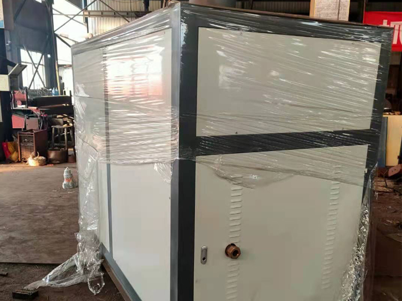 半噸燃氣蒸發(fā)器發(fā)貨 半噸燃氣蒸發(fā)器發(fā)貨